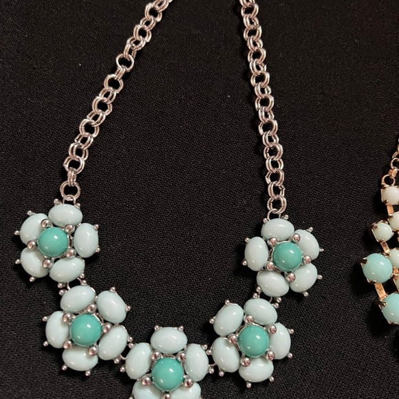 Vintage Statement Necklaces - Picture 4 of 5